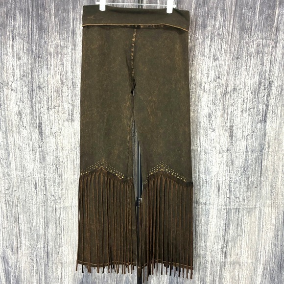 T-Party Fold Down STUDS & FRINGE Bottom Mineral Washed Yoga Pants Women XL - Picture 5 of 12